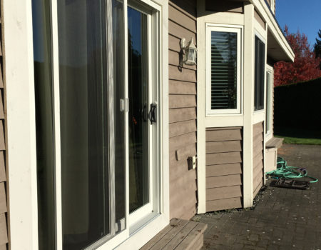 PermaShield Gliding Door Albany Black Handle Trimless-f